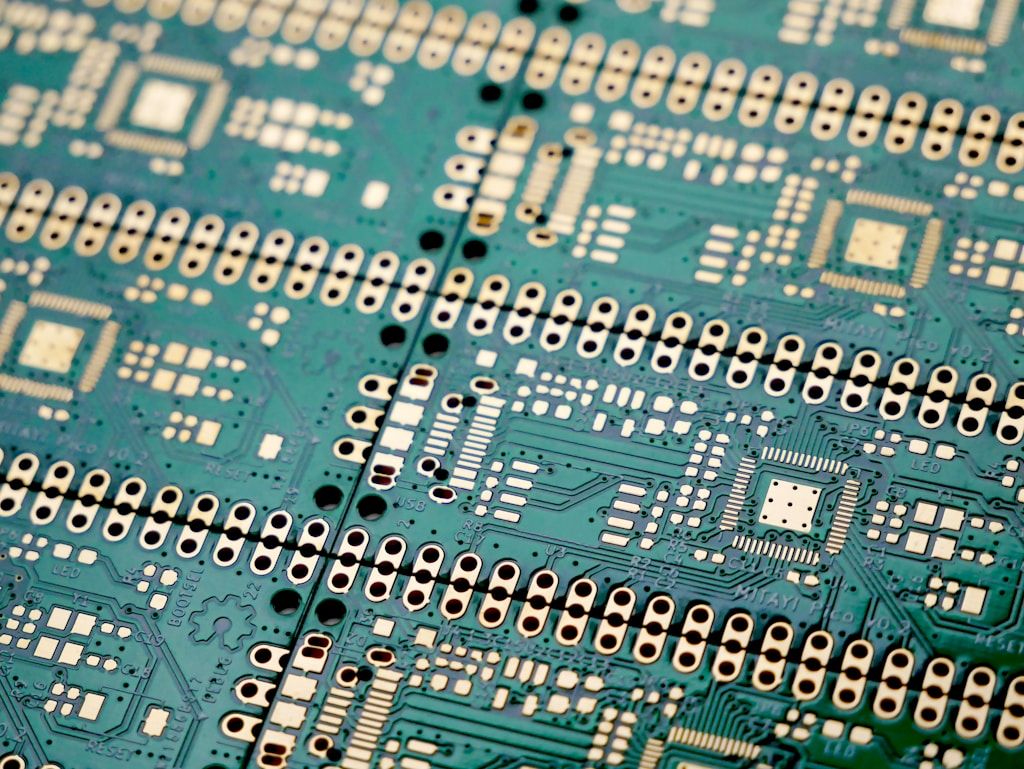 Produkcja PCB przyjazna środowisku – jakie rozwiązania stosujemy, by zmniejszyć wpływ na ekologię?