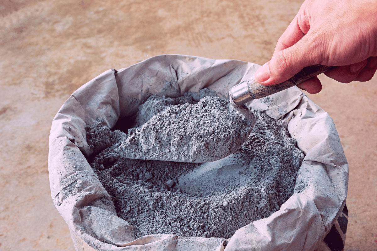 Cement portlandzki: parametry, produkcja i kluczowe zastosowania budowlane